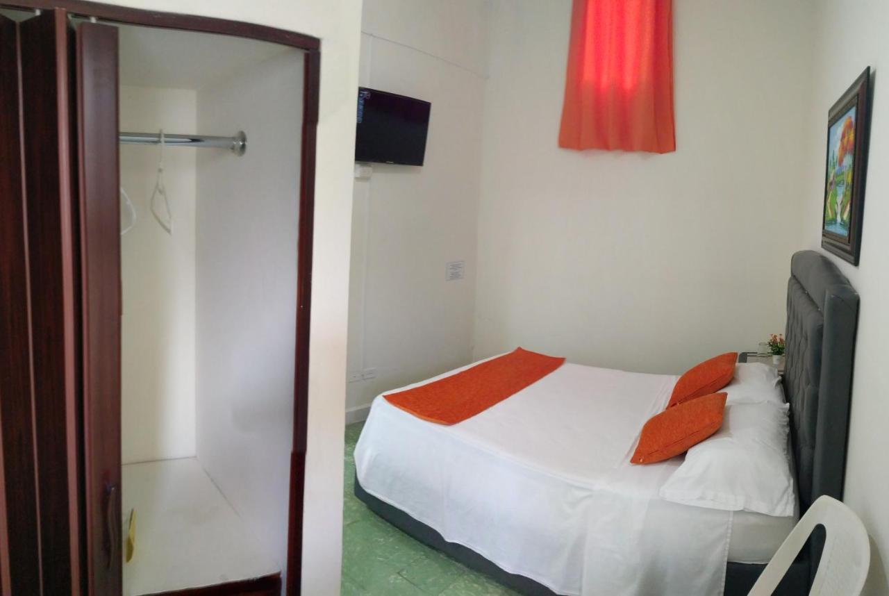 Arboleda Hostal Santo Domingo Ngoại thất bức ảnh