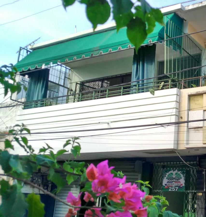 Arboleda Hostal Santo Domingo Ngoại thất bức ảnh